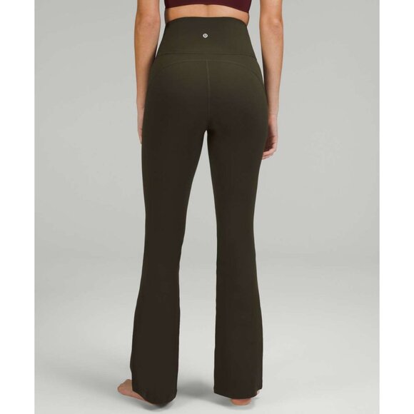Lululemon Groove Super-High-Rise Flared Leggings Size 18 Dark Olive Nulu Fabric - Picture 4 of 6